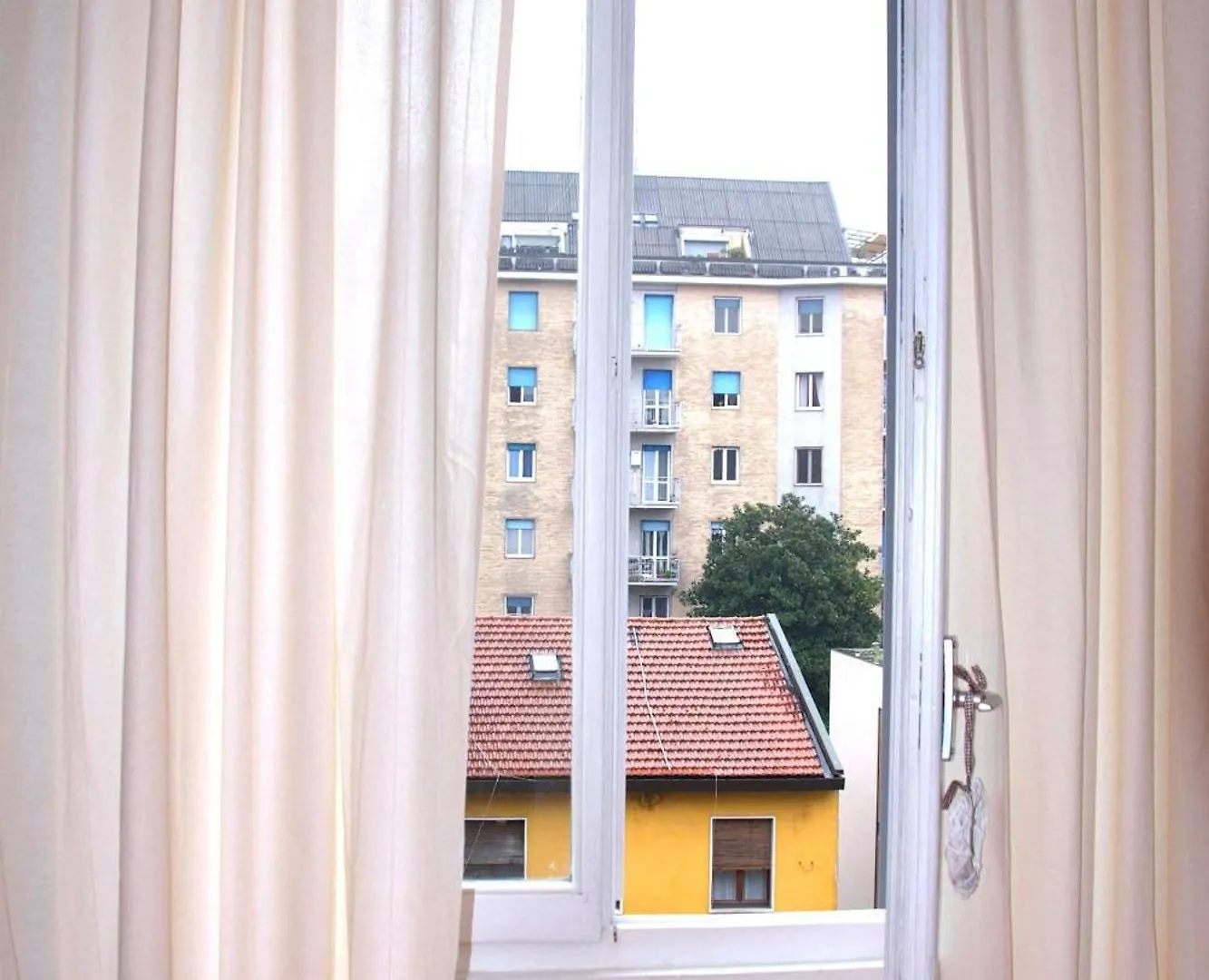 Step Into Milan, Tortona District Apartment